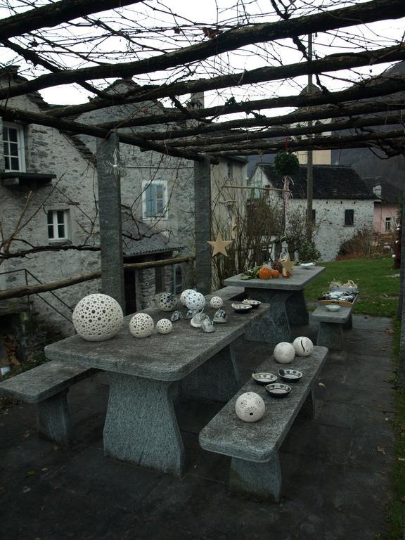 Pensione Ca' Serafina Lodano Exterior photo