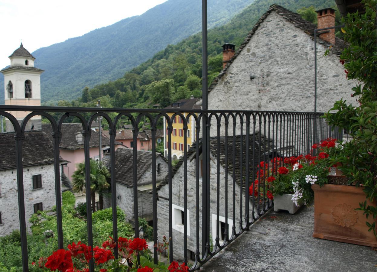 Pensione Ca' Serafina Lodano Exterior photo