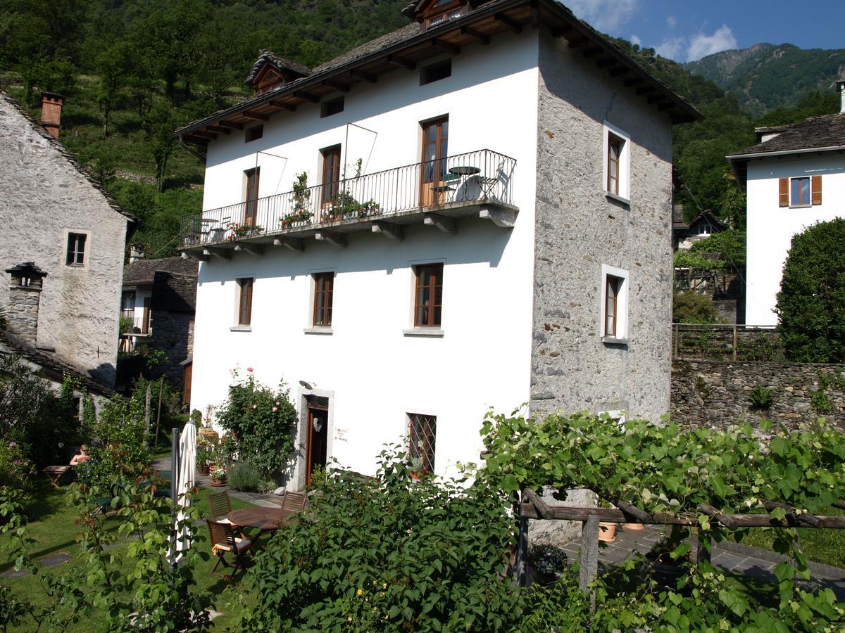 Pensione Ca' Serafina Lodano Exterior photo